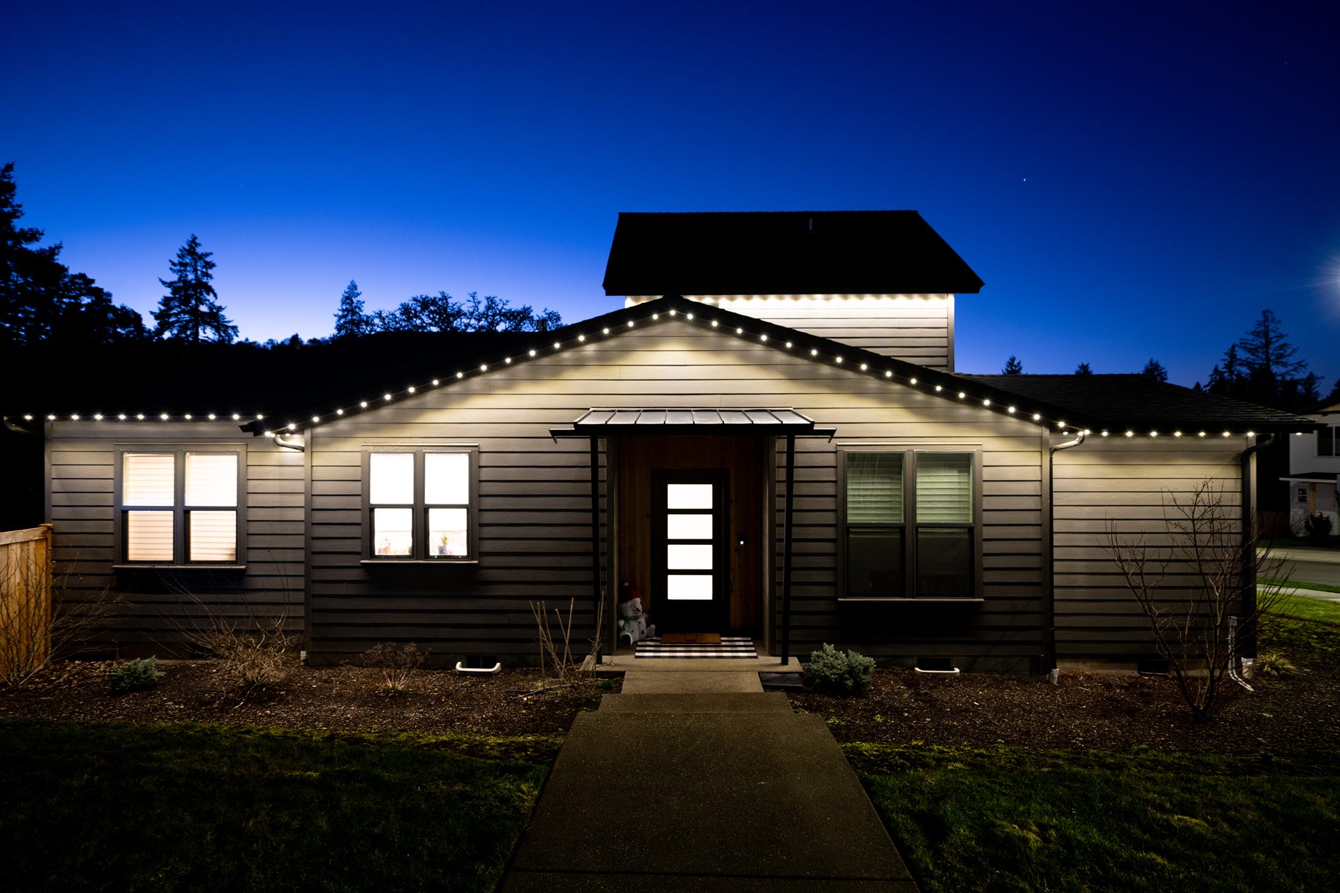 Ariel residence LED lights